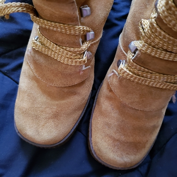 Dunham lace up military style winter boots - Picture 3 of 7